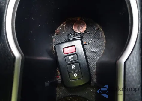 2014 Toyota Corolla Le Premium z USA, uszkodzony, nr VIN 2T1BURHE5EC154248